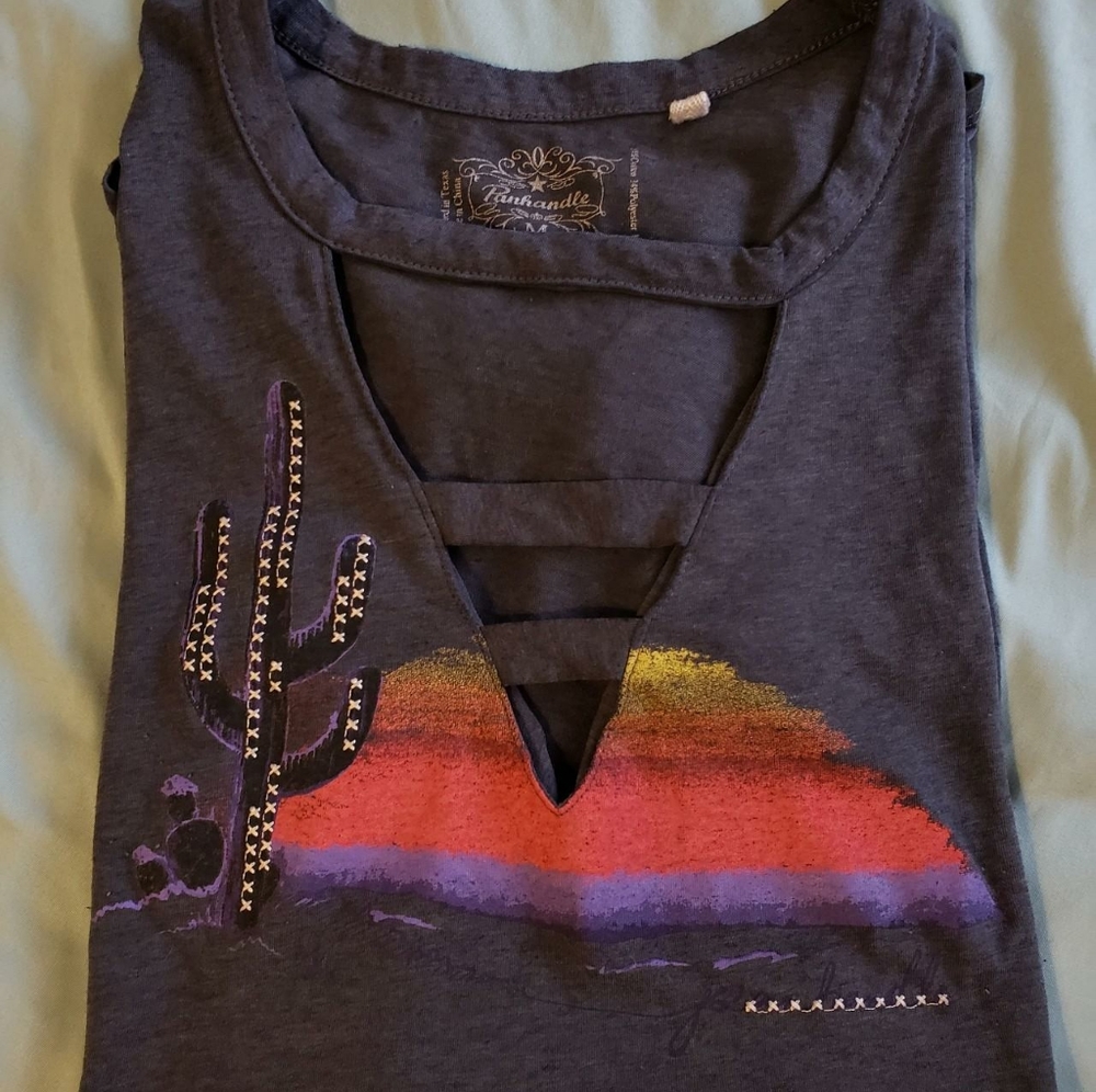 Western Sunset Graphic Tee - Cut Out Tee - V Neck Tee